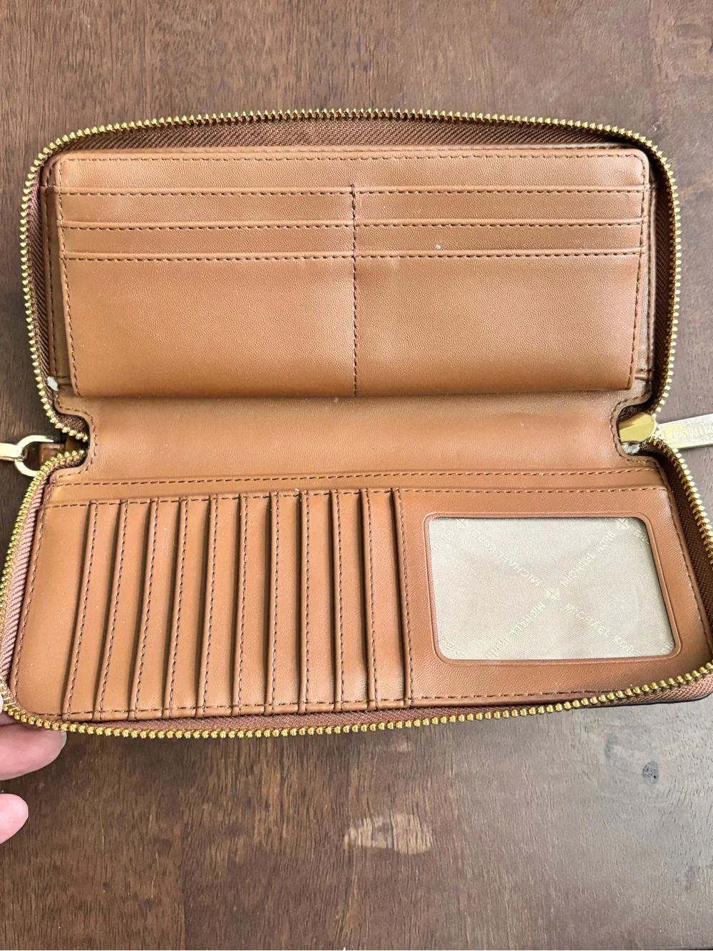 Michael Kors Jet Set Travel Large Continental Wallet Brown Luggage